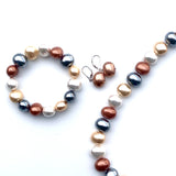 Signature Piece -  Mother of Pearls Necklace Set